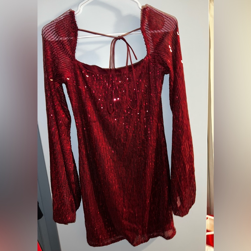 Lucy In The Sky Burgundy Sequin Dress Size Large